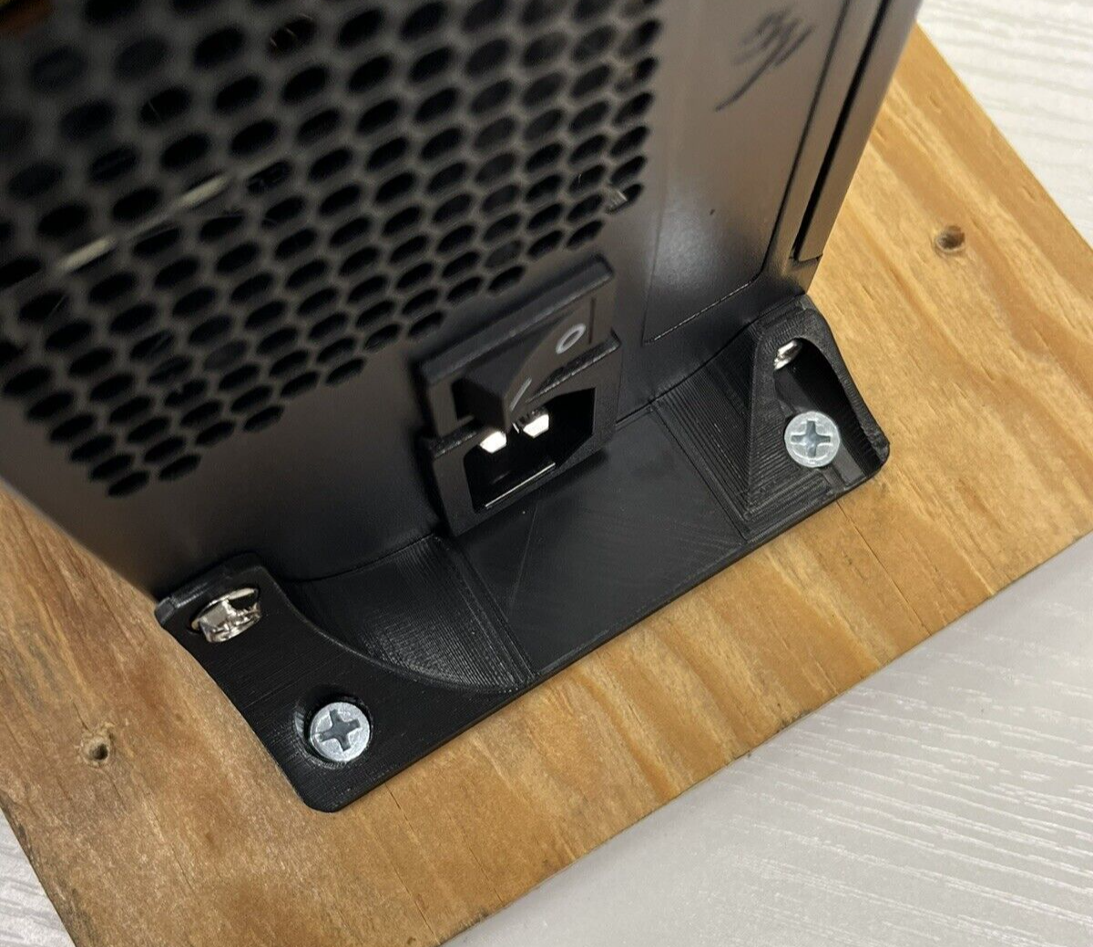 PSU Mounting Bracket for DIY Mining Rig & Open Test-Bench with PC Screw